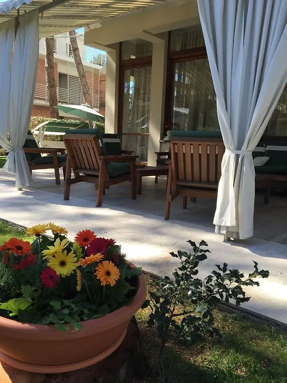 ***  Hotel Etruria Forte dei Marmi Italy