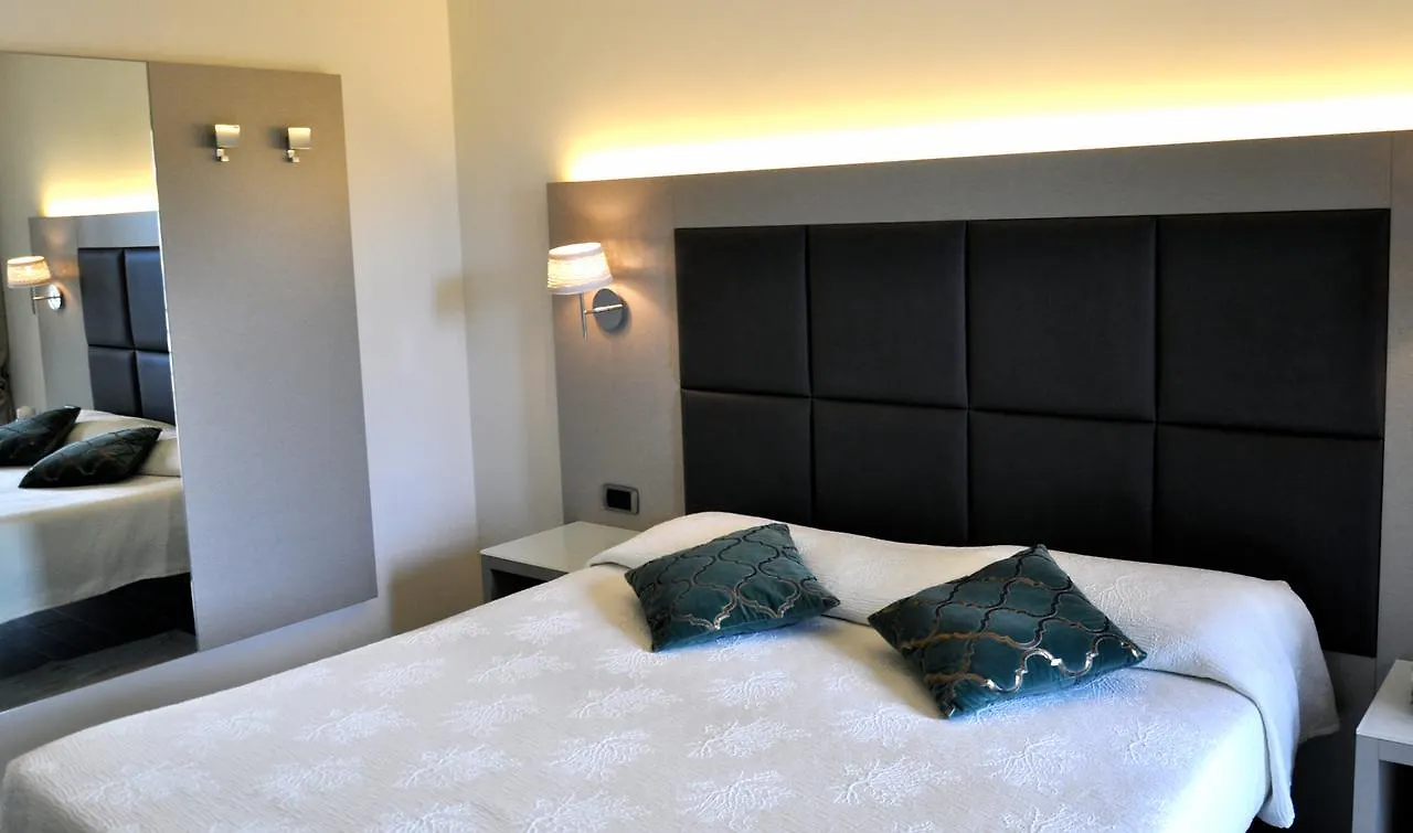 ***  Hotel Etruria Forte dei Marmi Italy